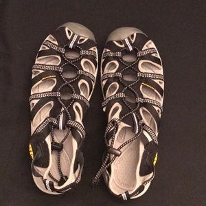 KEEN Women’s Sandals Size 7